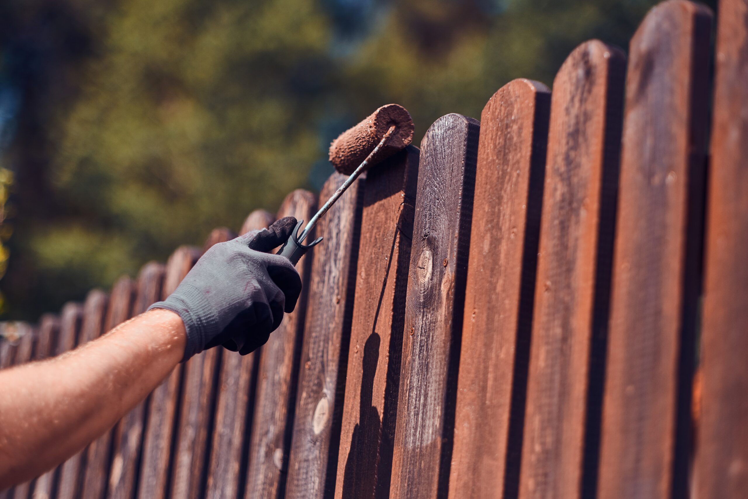 Complete Fence Installation Services for Homes & Businesses